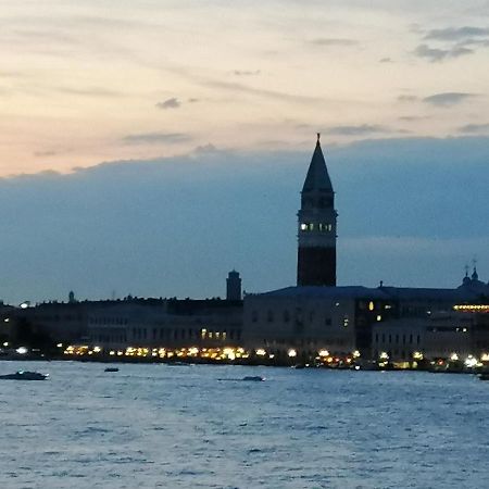 Orizzonte Marino Blu-Vacanza Ricca Di Colori Cavallino-Treporti Luaran gambar